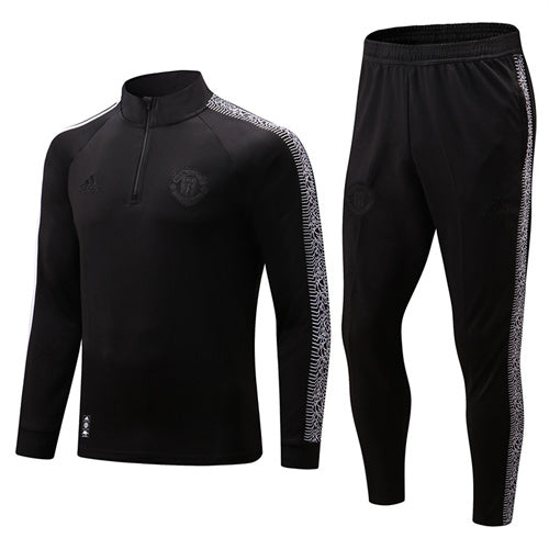 Manchester United Long Sleeve Zipped Tracksuit Black/Black 2022-23